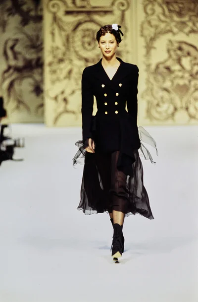 Look 11
